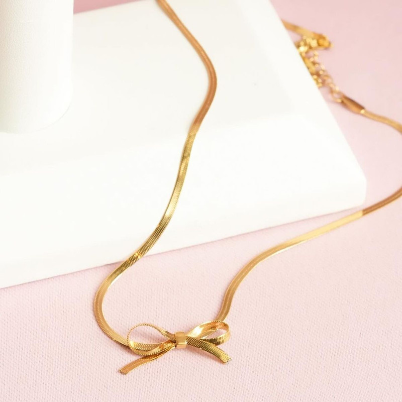 18K Gold Plated Bow-Tie Snake Chain Necklace - Image 5