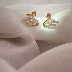 Elegant Swan Sparkle Stud Earrings