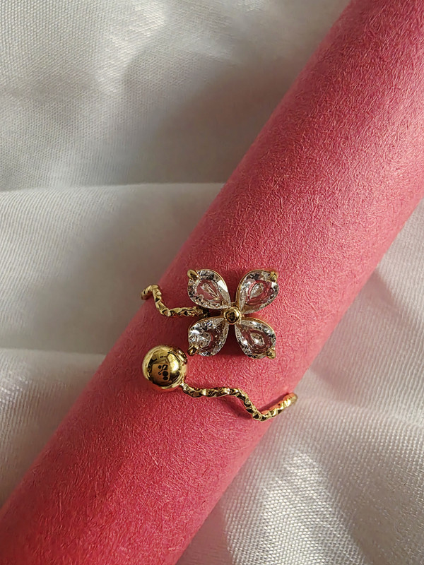 Elegant Crystal Petal Adjustable Ring - Image 3